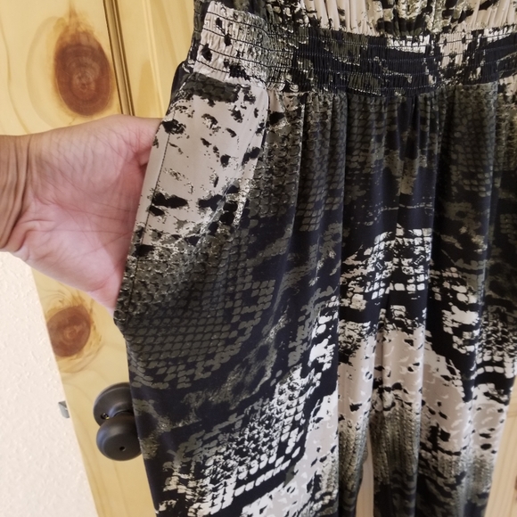 One peice - Picture 5 of 5